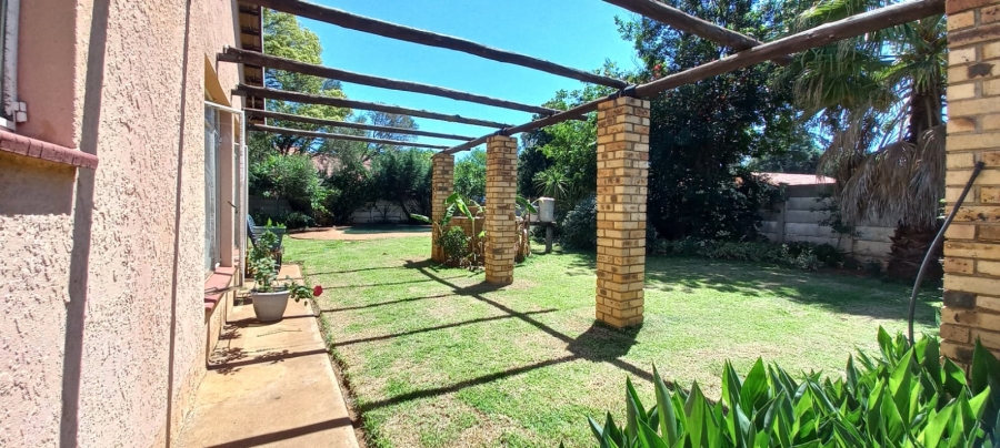 3 Bedroom Property for Sale in Stilfontein North West